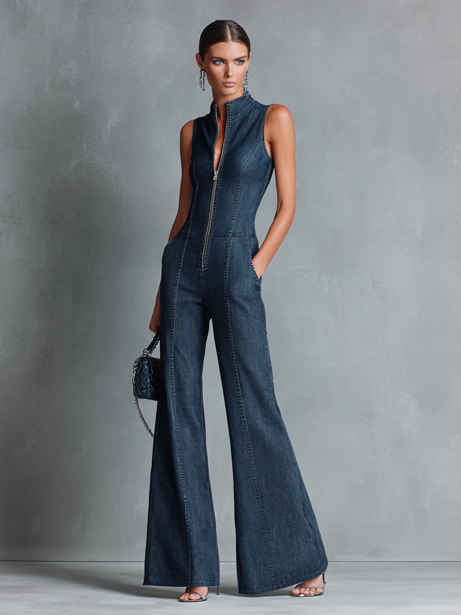 Mono Denim Azul Oscuro Estilo Retro, Sin Mangas, Cuello Alto y Pernera Acampanada con Cremallera Frontal