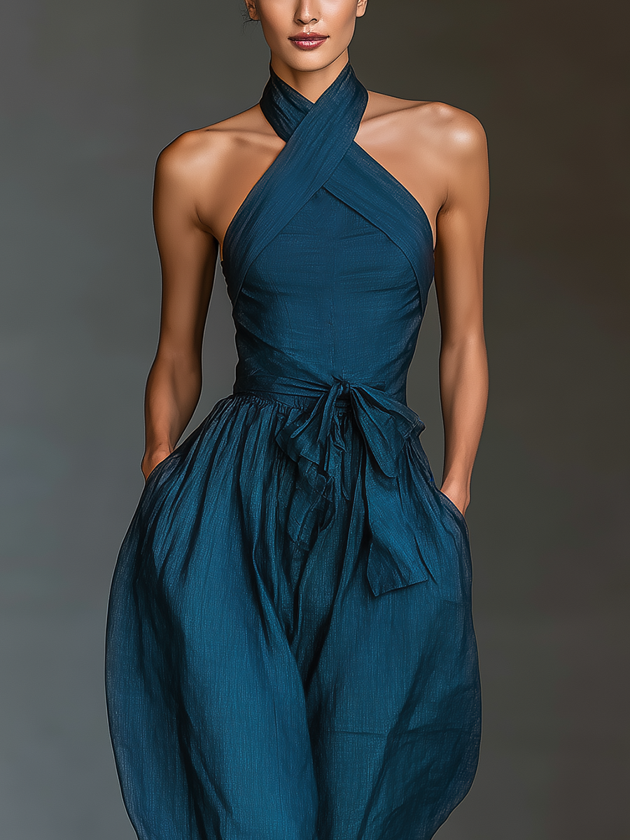 Mono Azul Marino en Lino, Cuello Cruzado Halter, Pernera Ancha, con Cinturón Anudado y Bolsillos Laterales