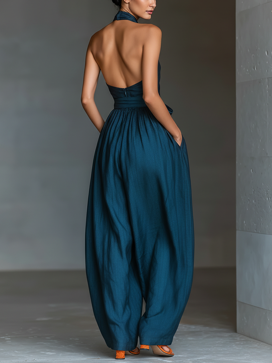 Mono Azul Marino en Lino, Cuello Cruzado Halter, Pernera Ancha, con Cinturón Anudado y Bolsillos Laterales