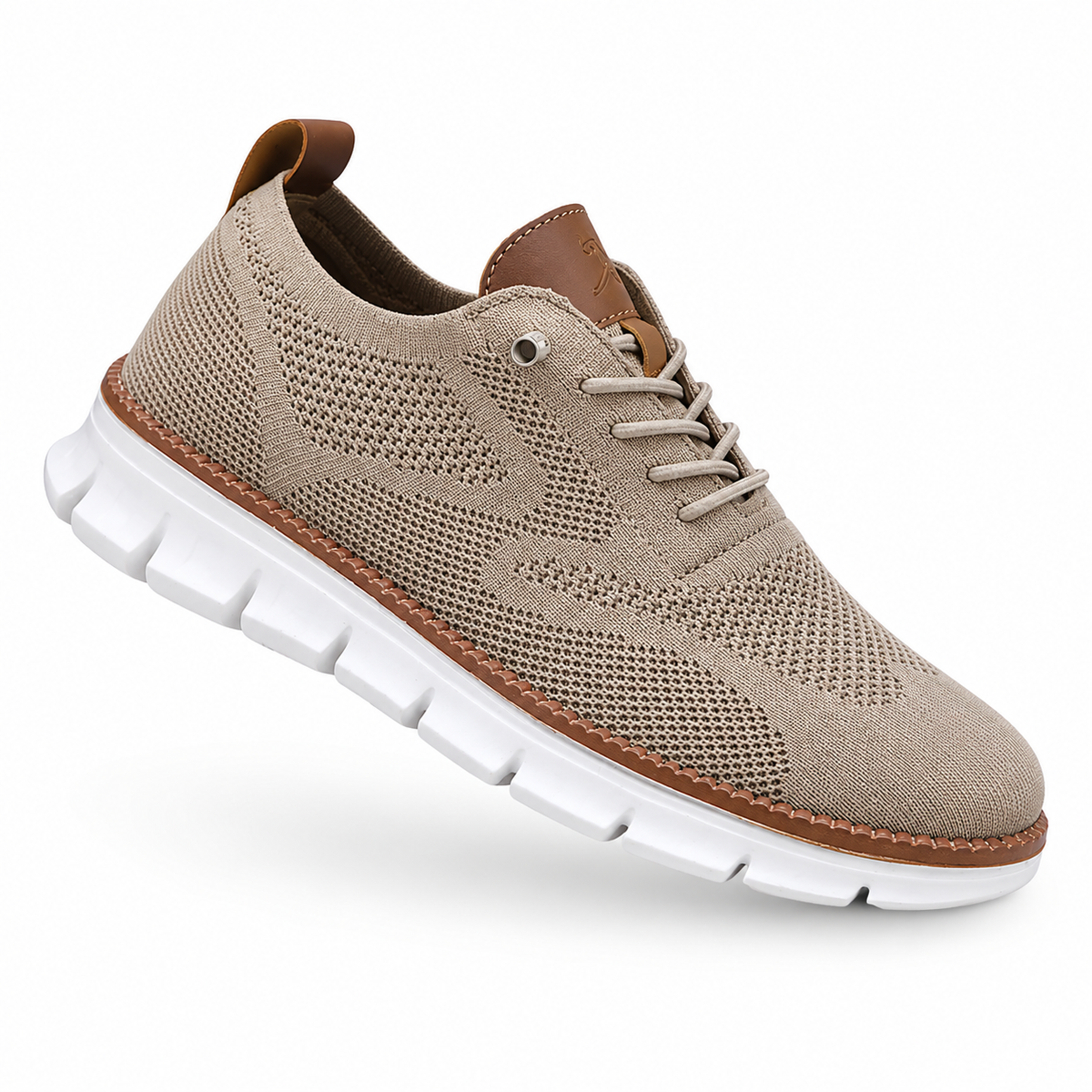 Leon | Zapatillas deportivas de malla de color beige con suela blanca