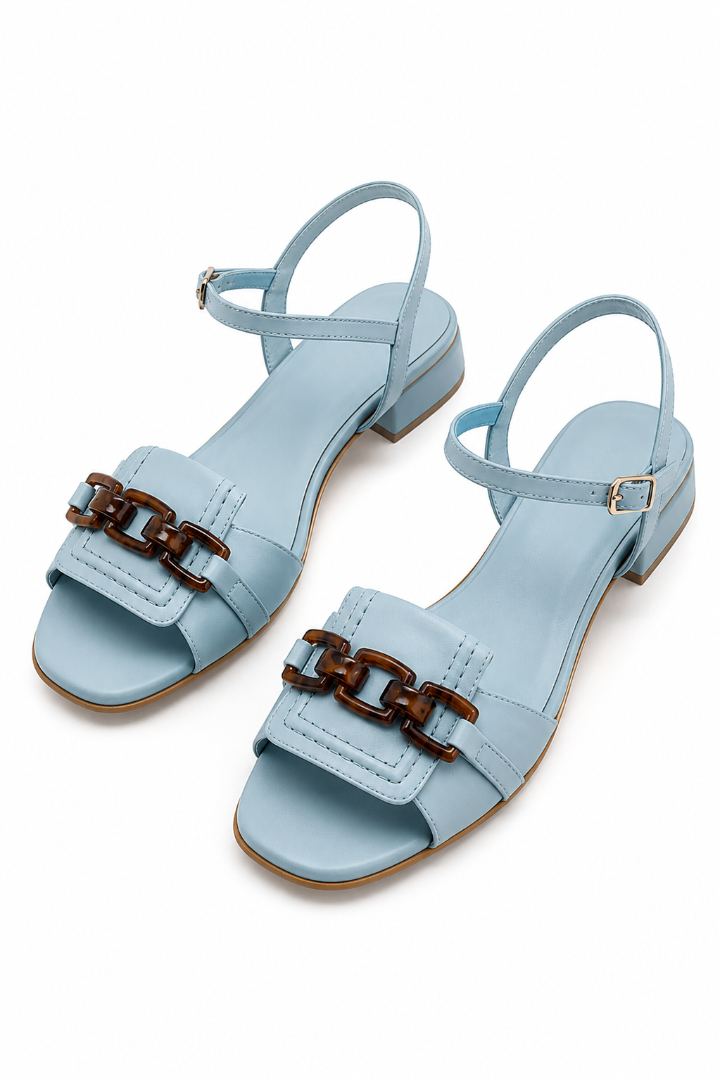 Azzurra | Sandalias azul claro con detalle de cadena