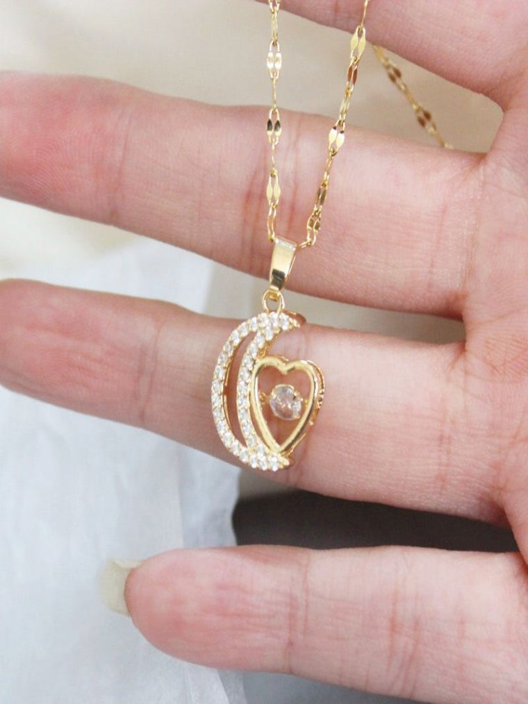 Collar de Corazón y Luna Creciente ✨