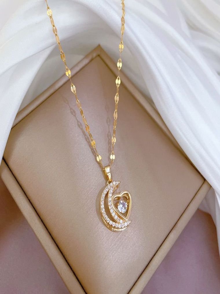 Collar de Corazón y Luna Creciente ✨